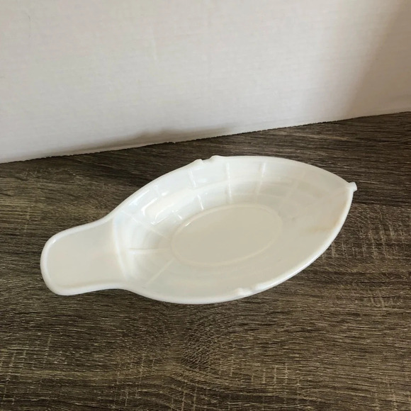 Vtg Milk Glass Pickle  Dish - Picture 1 of 9